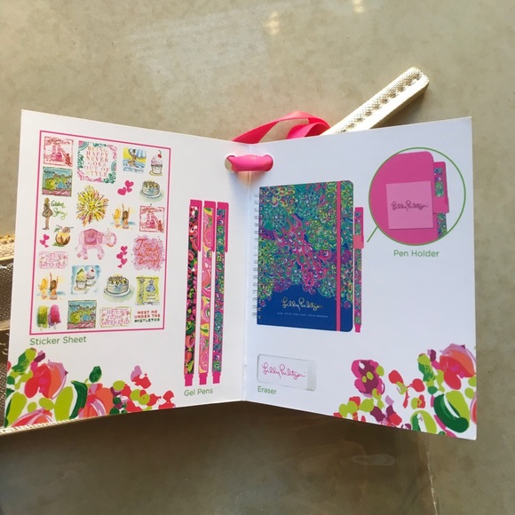 NWT Lilly Pulitzer Agenda Bonus Pack - Picture 2 of 4